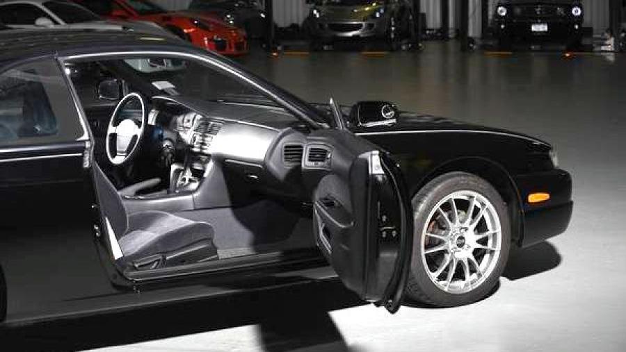 Интерьер Nissan 240SX 1997 года  (фото 3 из 10)